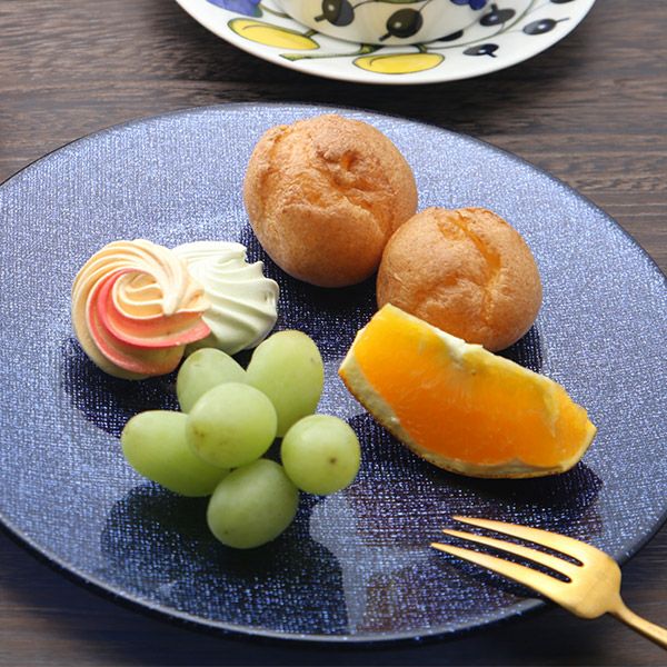 ダークブルー